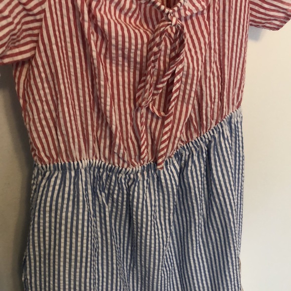 Tiered, Seersucker Urban Outfitters dress - Picture 5 of 5